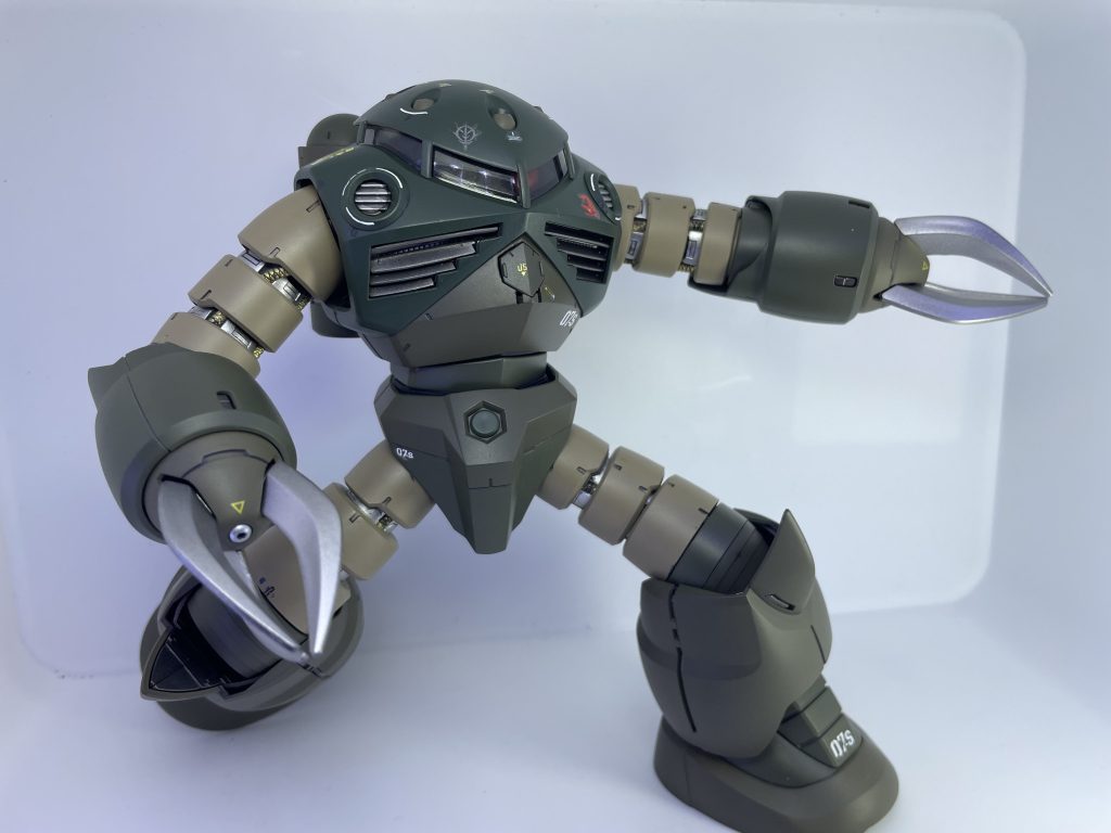 ズゴックはズングリしててかわいいですね。ＨＧもＲＧもMGも全て作りましたがMGが一番好きです。