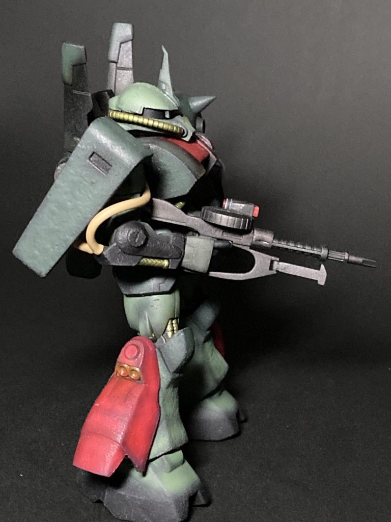 横からシールドは付け根にネオジム磁石を仕込んでいます。これも初チャレンジ。