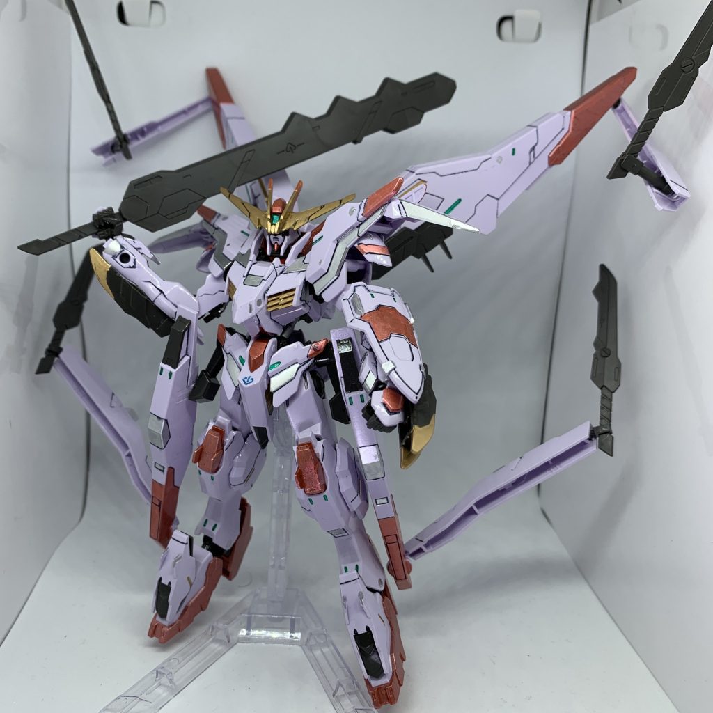サブアームって何でカッコよく見えるんでしょうね(^^)全体的にとにかくカッコいい機体でした♪ガンダムの進化を感じます(°▽°)