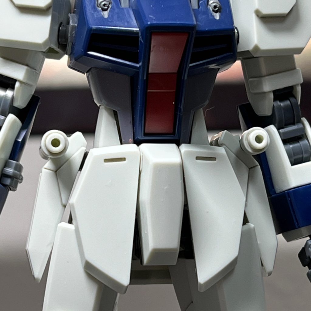 ビームサーベルはあえて反対に付けています。こっちの方が相手をシバけるかと 笑笑