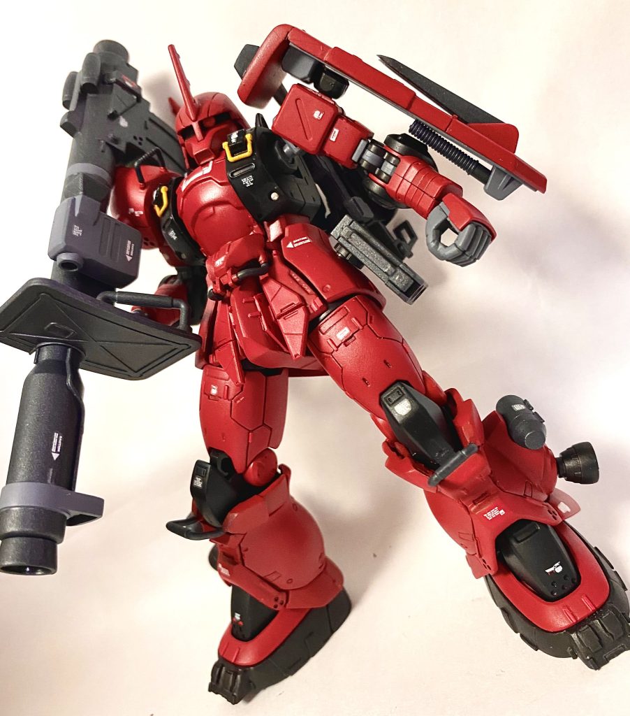 ルウム開戦時にまだ少尉だったジョニーが、艦に配備されたザクIを愛用しそのまま一年戦争に突入。旧式とは言え現地改修を繰り返したザクIで、ジョニーは多大な戦果を上げる。。。という脳内設定。