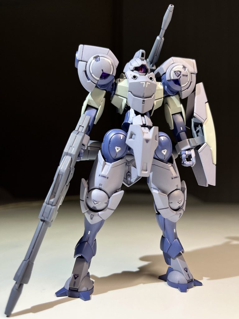 あ、銃のデカール貼り忘れてる。