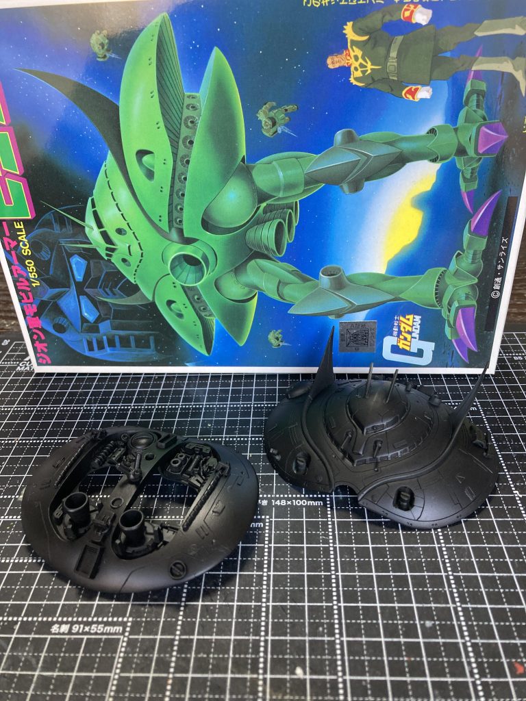 とにかくサフを吹くまではどうなるか全くわかりませんでした。まぁ、ガンプラ改修では毎度のことなんですけどね💦