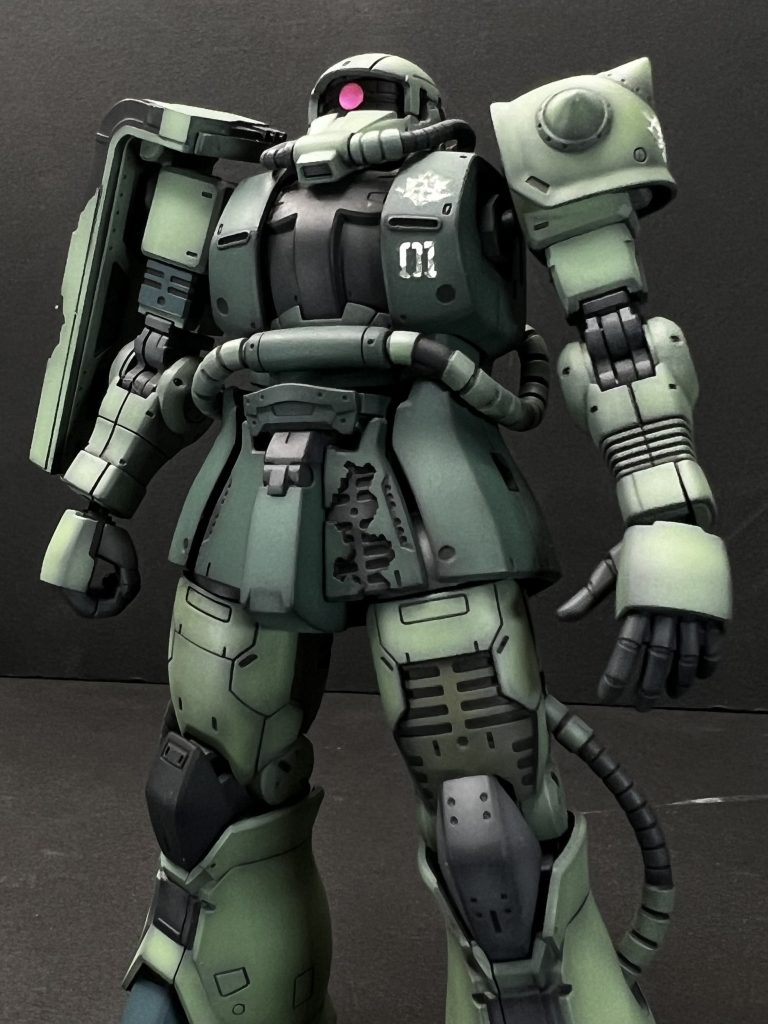 手持ちの緑塗料総動員でした。