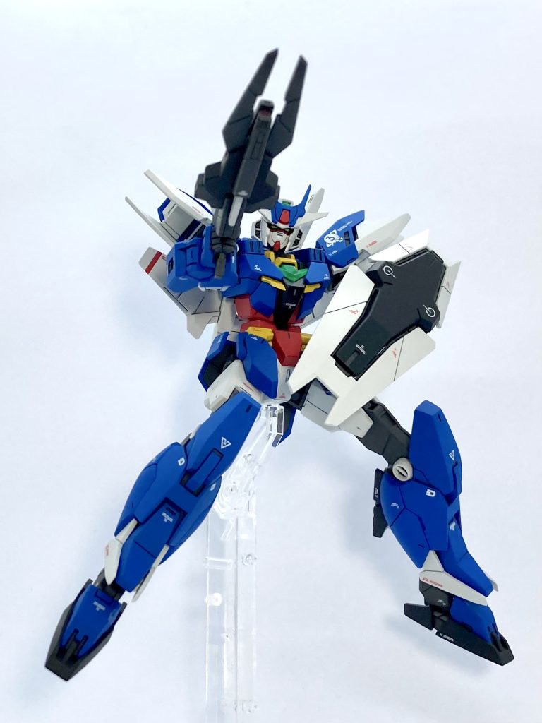 アーセナルベースのカードのポーズ。