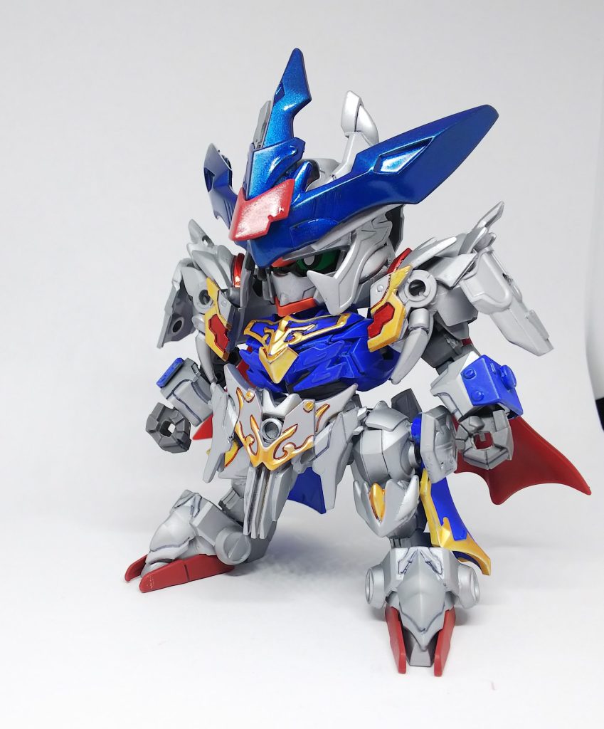 バイザーを上げた素顔