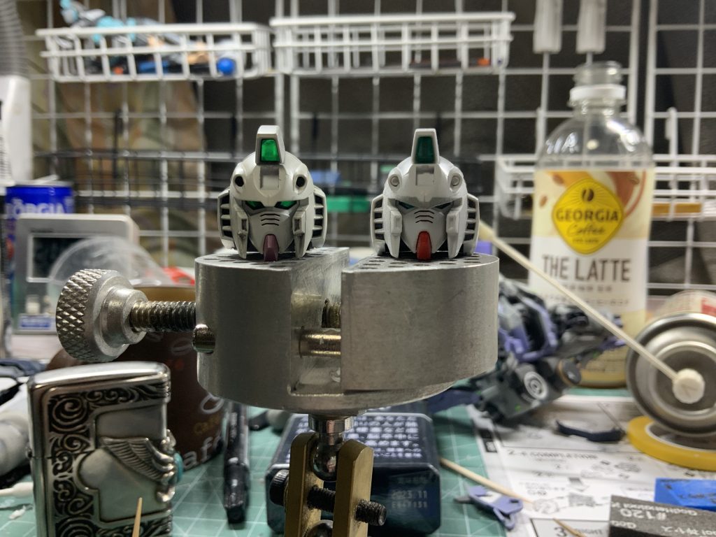 ひさしの鋭角化