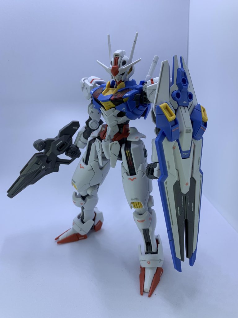 キットの出来が素晴らしく、組むだけでとにかくカッコよい！合わせ目とかも全然気にならないのが優秀すぎる。