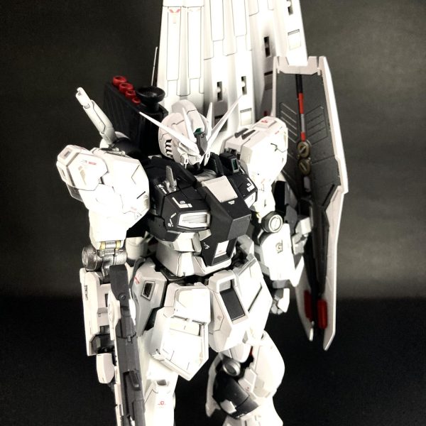 White Nu GUNDAM