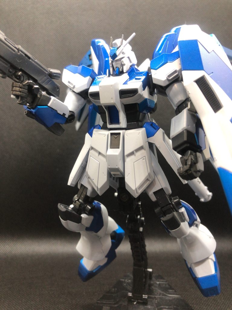 HGシリーズ Hi-νガンダム キャンディ塗装ver.–4枚目/制作者:わさび