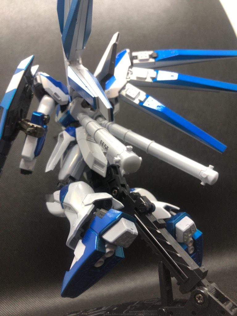HGシリーズ Hi-νガンダム キャンディ塗装ver.–5枚目/制作者:わさび