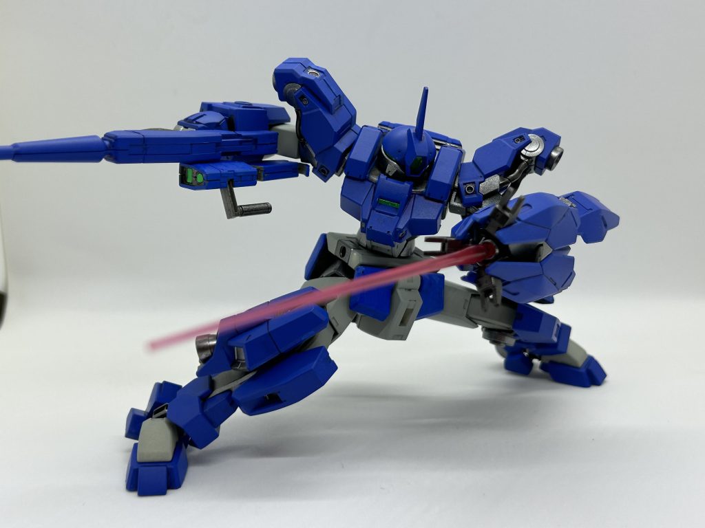 モチーフにした機体ですが、『装甲騎兵ボトムズ』の『ラビドリードッグ』です。(バレバレ)ミカエリスが天使の名前なので、『神殺し』という名前は我ながらピッタリなのかな、と思ったり。