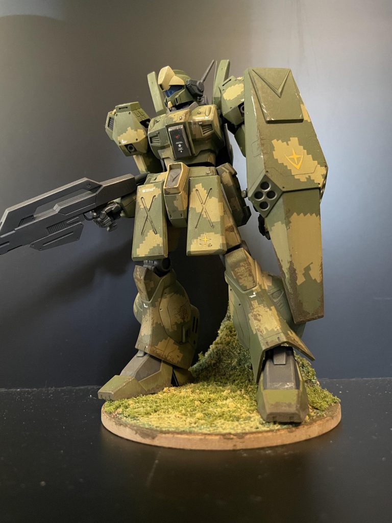 HGUC ジェガンA型　陸戦迷彩塗装–3枚目/制作者：気まぐれ週末モデラー