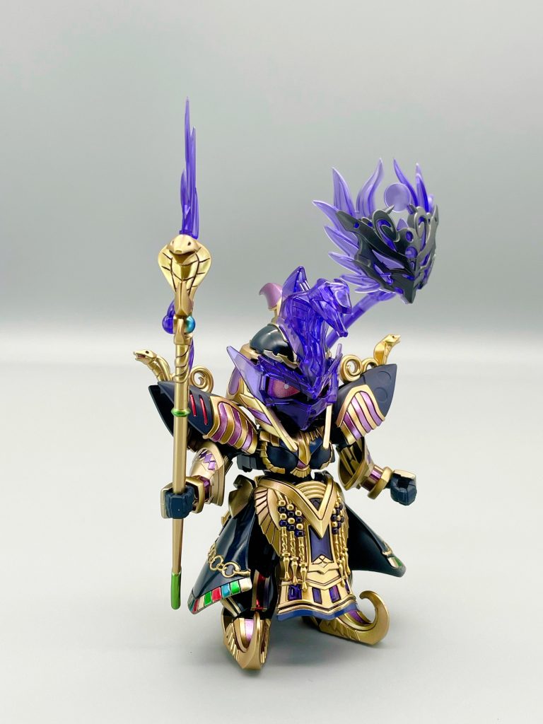 スカートの部分をエジプトらしい？感じを出したくて少しカラフルにしてます。