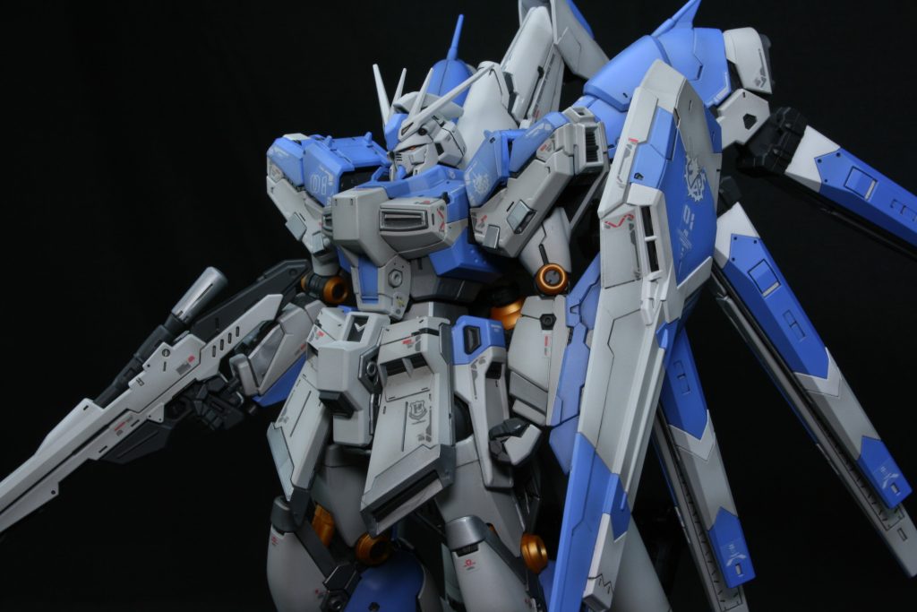 「RGなら工程端折っても様になるのでは?」と思い立ち、今回は”時短制作”を課題に着工。