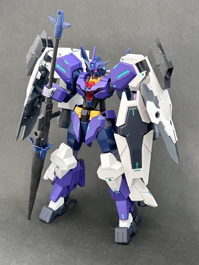 高機動戦闘主体のハウンドアーマーです。30mmのブースターパーツを使用。アーマーの大規模な変更はせず、ハードポイントで各アーマーの特徴を変えるスタイルです。
