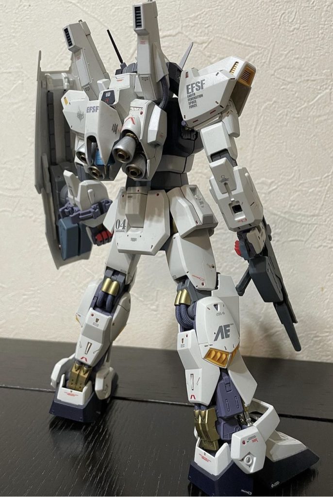 レイ大尉専用ガンダムmk.2–4枚目/制作者：Chan_Terry