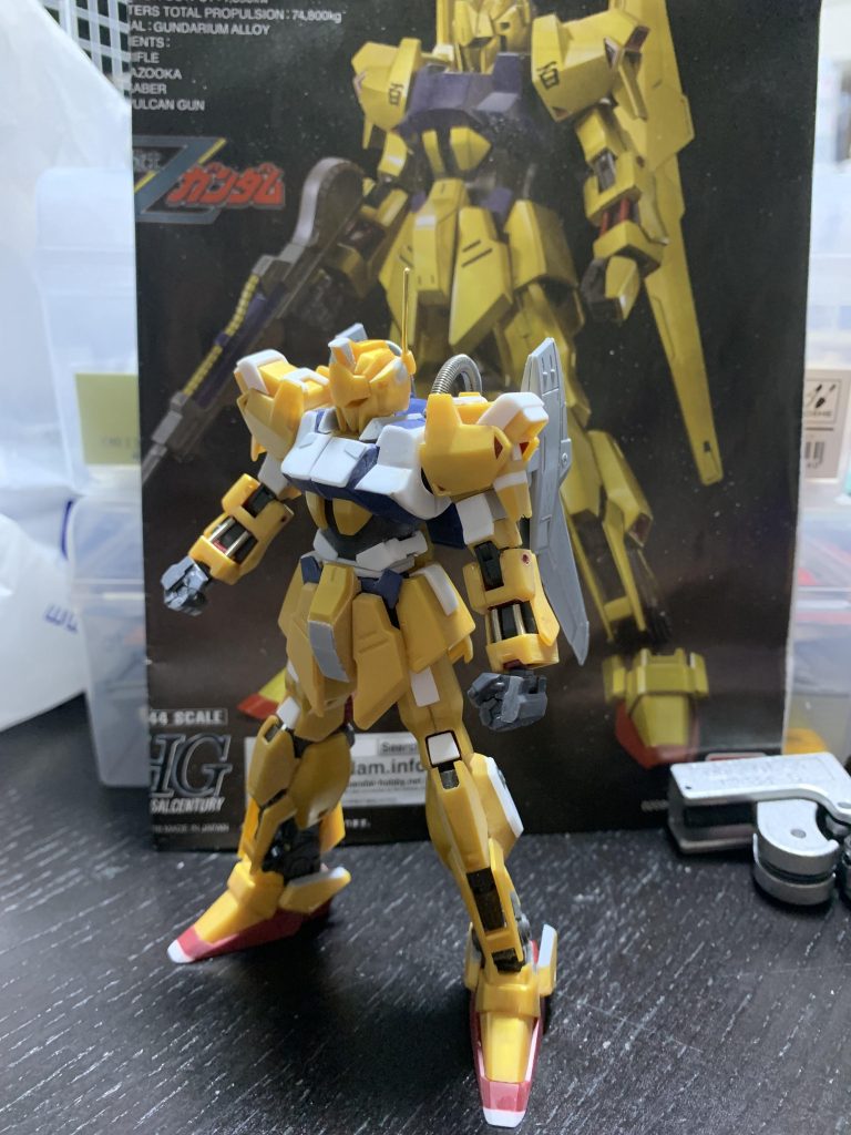 プラ板工作、ヤスリ、たくさん頑張った。