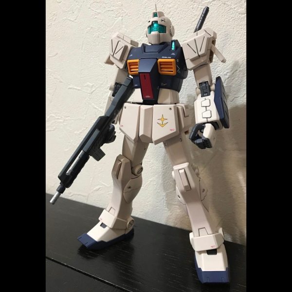 セミ・ストライカー