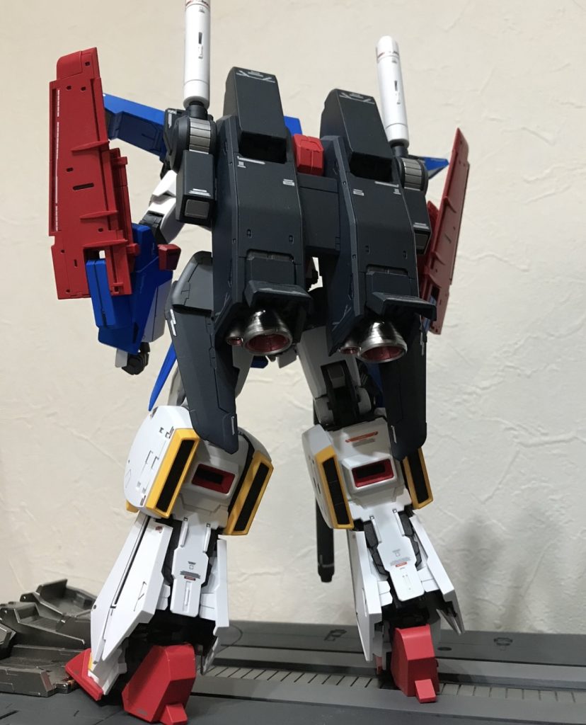 登山用のリュックみたい。🙄