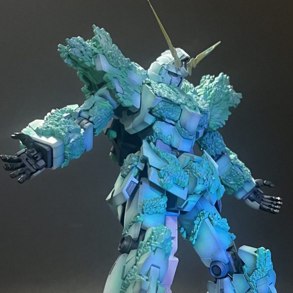 ユニコーンガンダム　光の結晶体