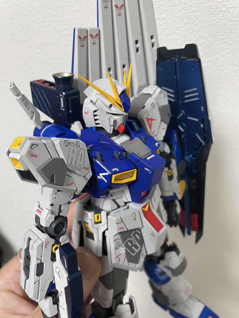 カラー変更して福岡のνガンダム意識です。