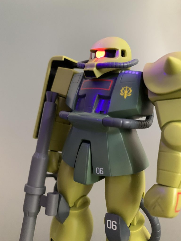 ブラックライトで「クポーン」