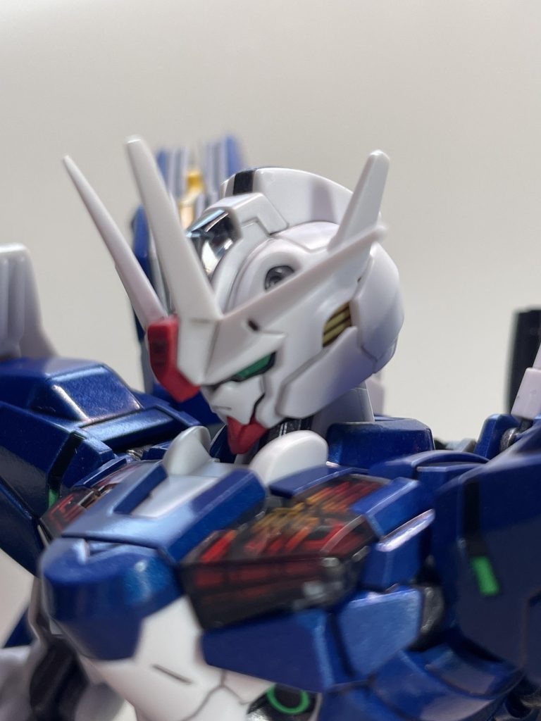 おでこの4本アンテナを削ったりしたのですがただ薄っぺらくなっただけのような気がします。もっと上手く尖らせられるように練習します。