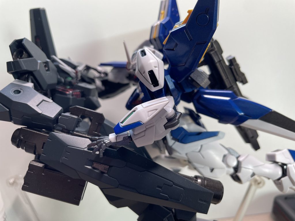 ルブリス・ウルを押し出すシーンは地味に印象的です。