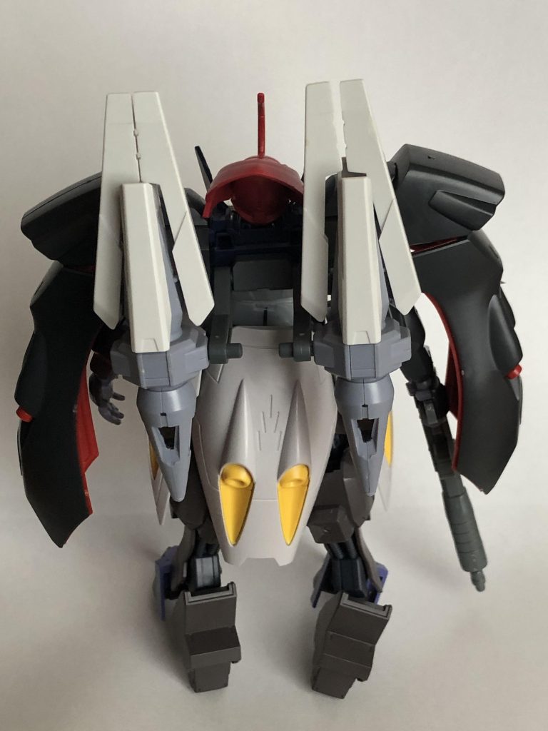 胴と脚は一部加工後カスタマイズキャンペーンのパーツで接続、他の部位はそのままで組み合わせられました。