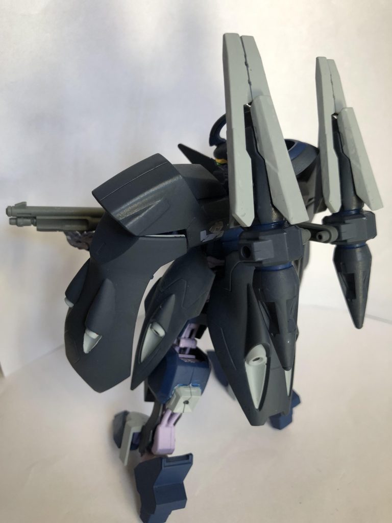 高機動機体なイメージです。