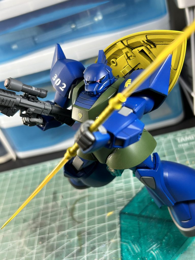 ガトー専用ゲルググと言ったらこのポーズでしょ！