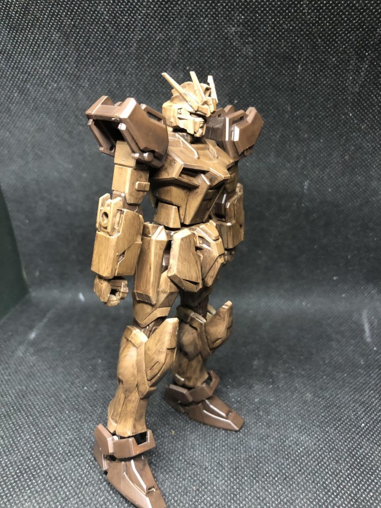 木目ストライクガンダム–3枚目/制作者：ジジさん