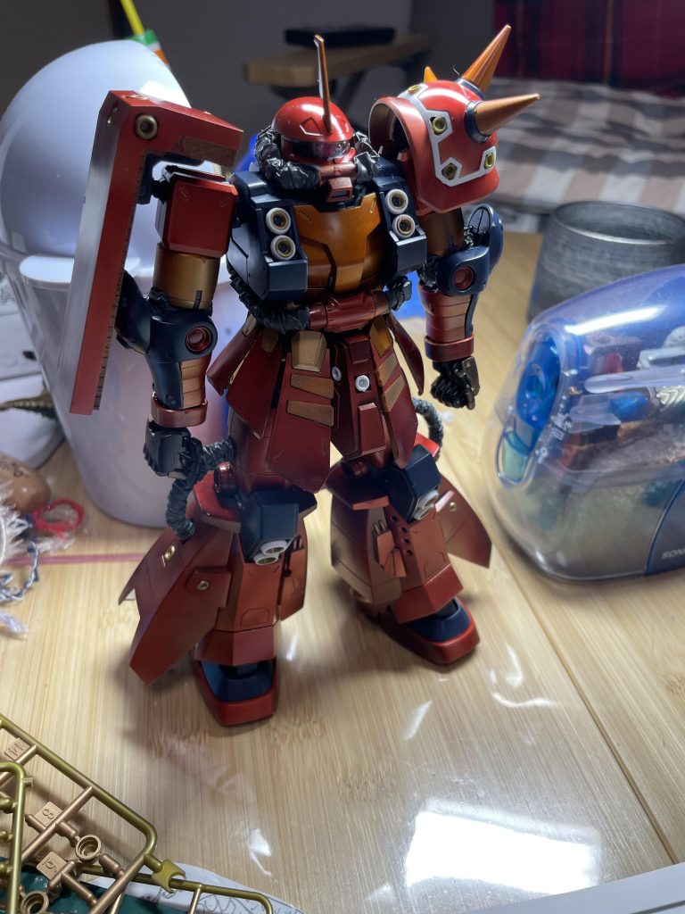 分かってましたが背中が本体ですよね