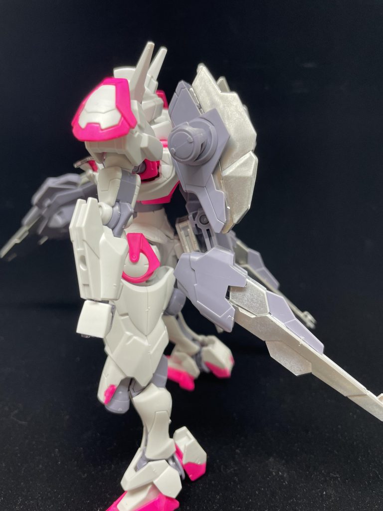 ミラークロームはまだまだ修行が必要です。いつかテカテカのハロ塗りたいな。