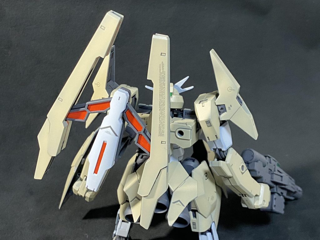 そうそう作ってわかったんですがガンダムデカールにはソーンとウルは入ってなかったんですね汗そんなわけで今回はボルテックスさんのデカール!んーなんか大人な感じ♪