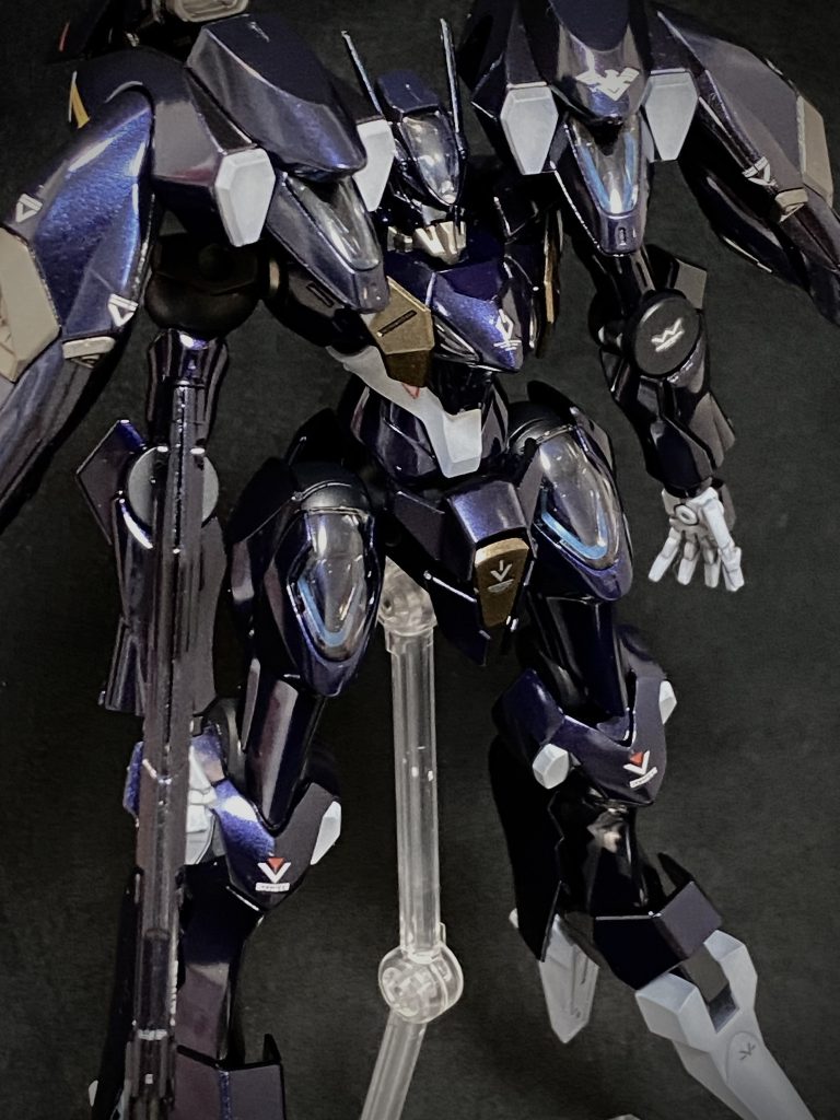 いゃ〜塗りまくって満足感はお高いんですが、アレ?プリズムブルー塗れば早かったんじゃね?www元もこうもない第一印象にイタガキはちょっと疲れてます爆まっモノ作りはソンナモンサさもんのもんさ!