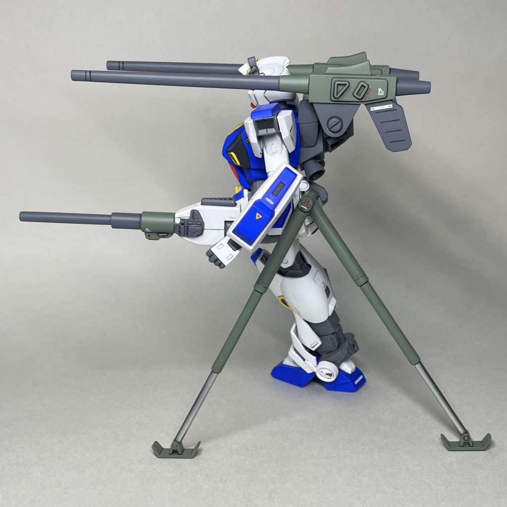 射撃状態 よこ 脚部キャノン使用状態。そこら辺にあったジャンクパーツをほぼそのまま組み合わせて作りました😅