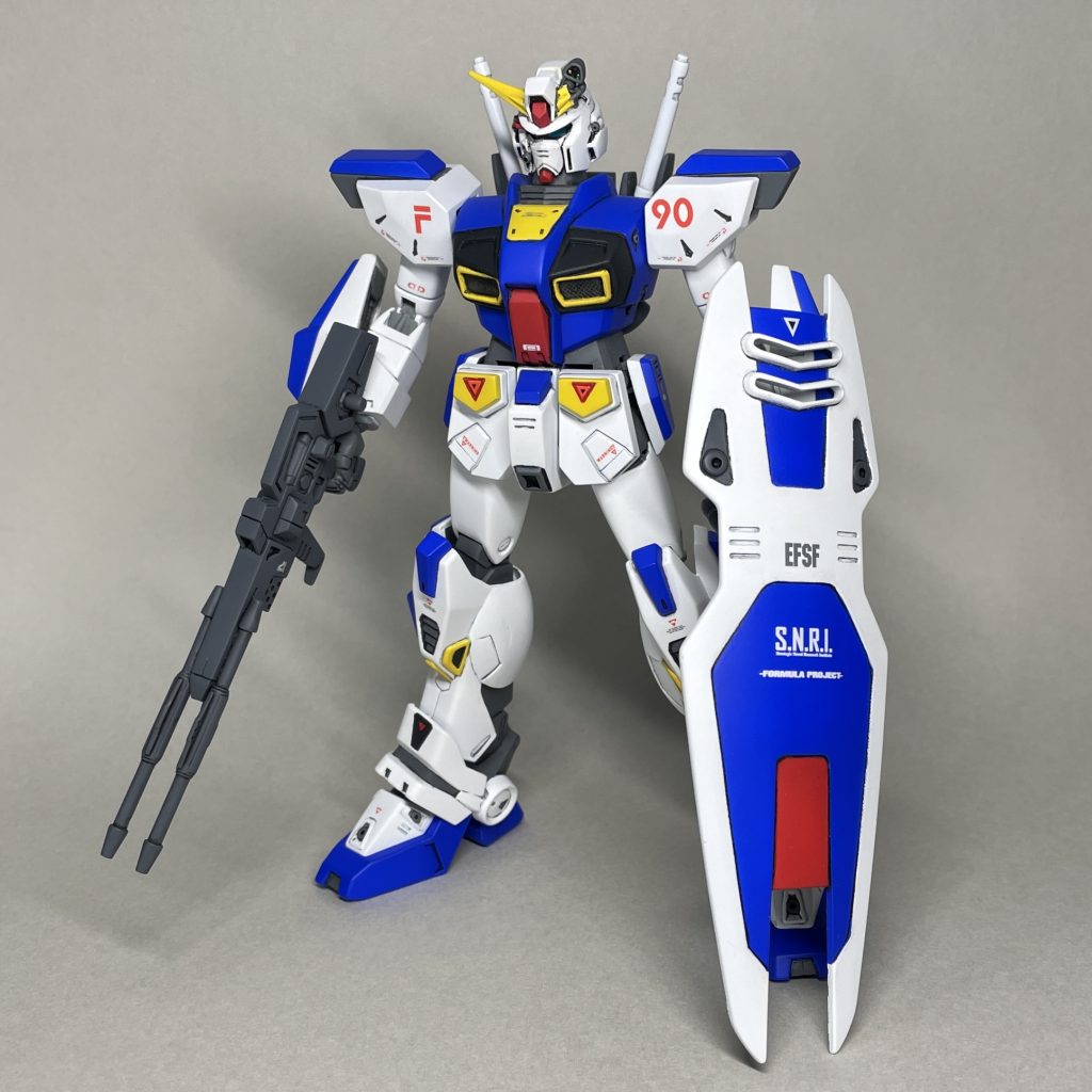 まえ 頭部アンテナ破損部の追加センサーには、ミレーヌバルキリー(ファイター形態)着陸脚のパーツを使った記憶が‥‥