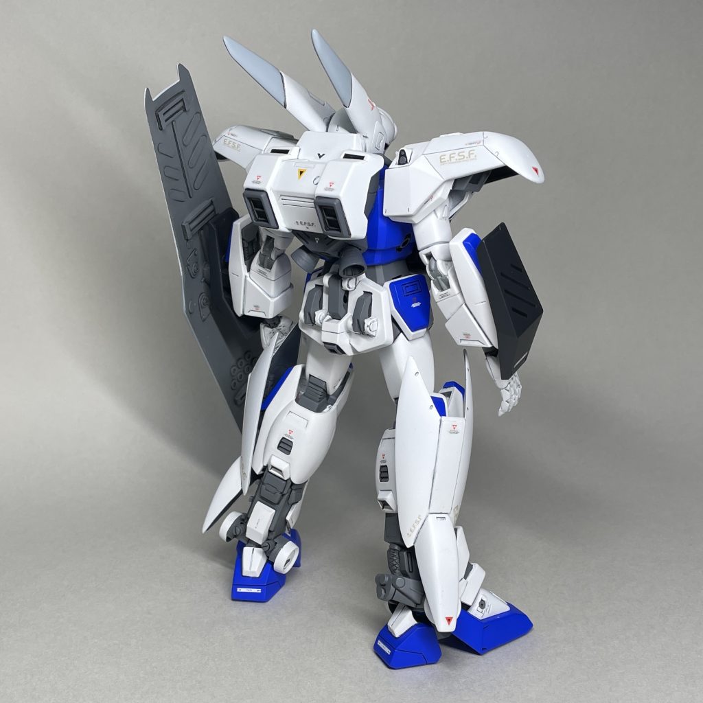 うしろパトレイバーの零式のパーツを使っているので、治安維持仕様となりました😅