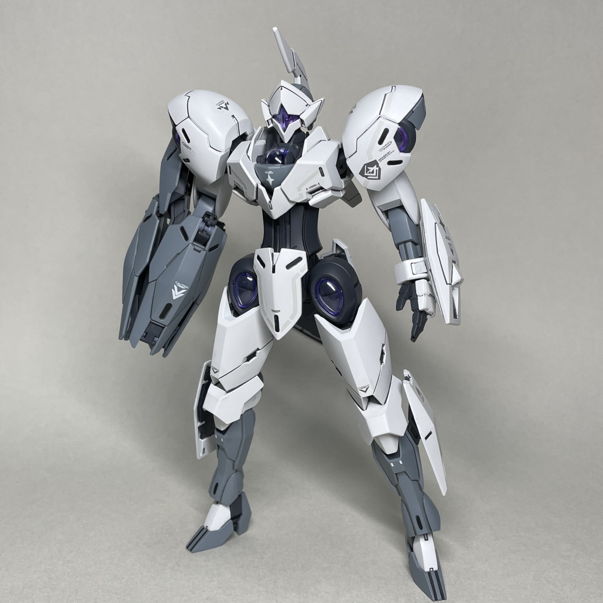 HG 1/144 ミカエリス（全塗装）水星の魔女｜AK_Iさんのガンプラ作品