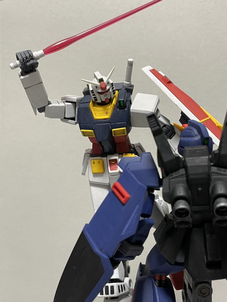 アクション。エドガーのガンダムMk-Ⅱと対決。