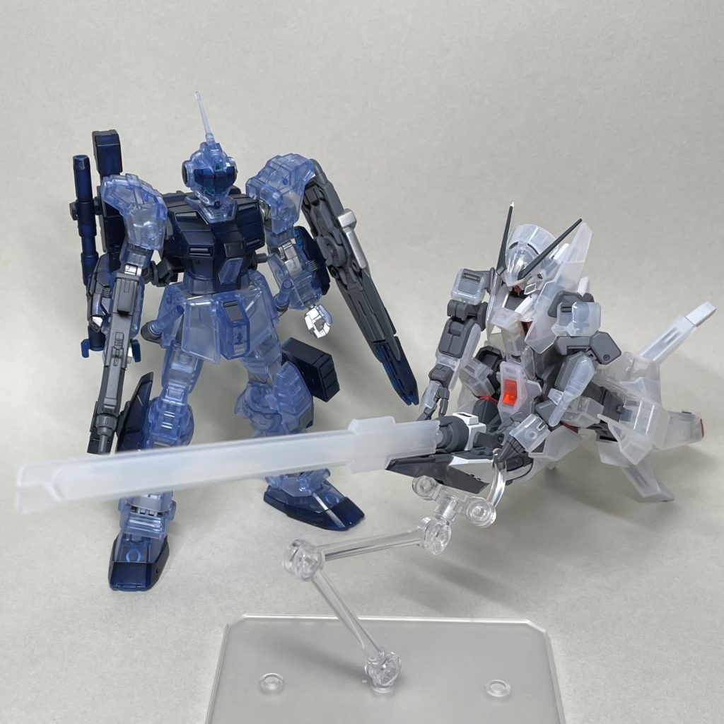 ペイルライダーと並べて まえ エアリアル改修型は購入していないので、プロスペラの中の人つながりでペイルライダーと並べてみました😅