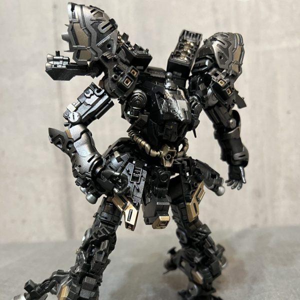 サザビー(全裸)