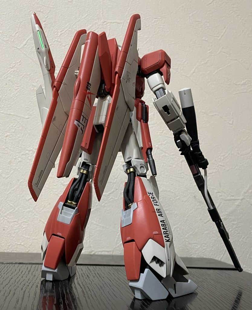 定番ですが、お膝の上に回転軸入ってます。😅