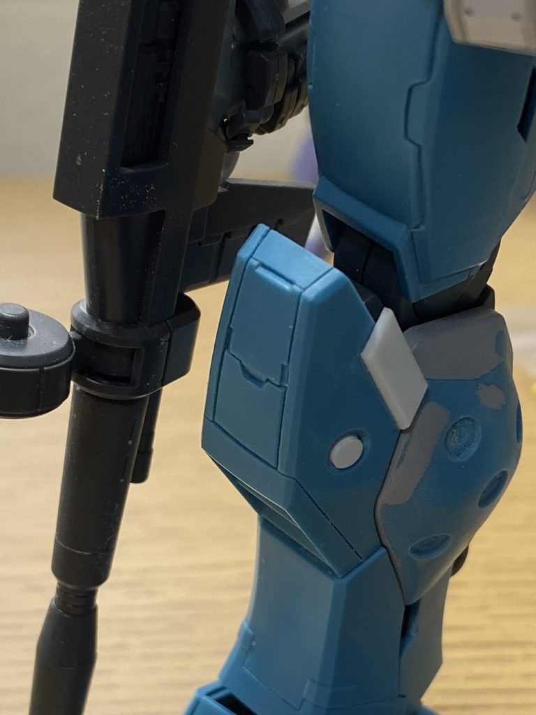 膝周りのディテールアップには気をつけました