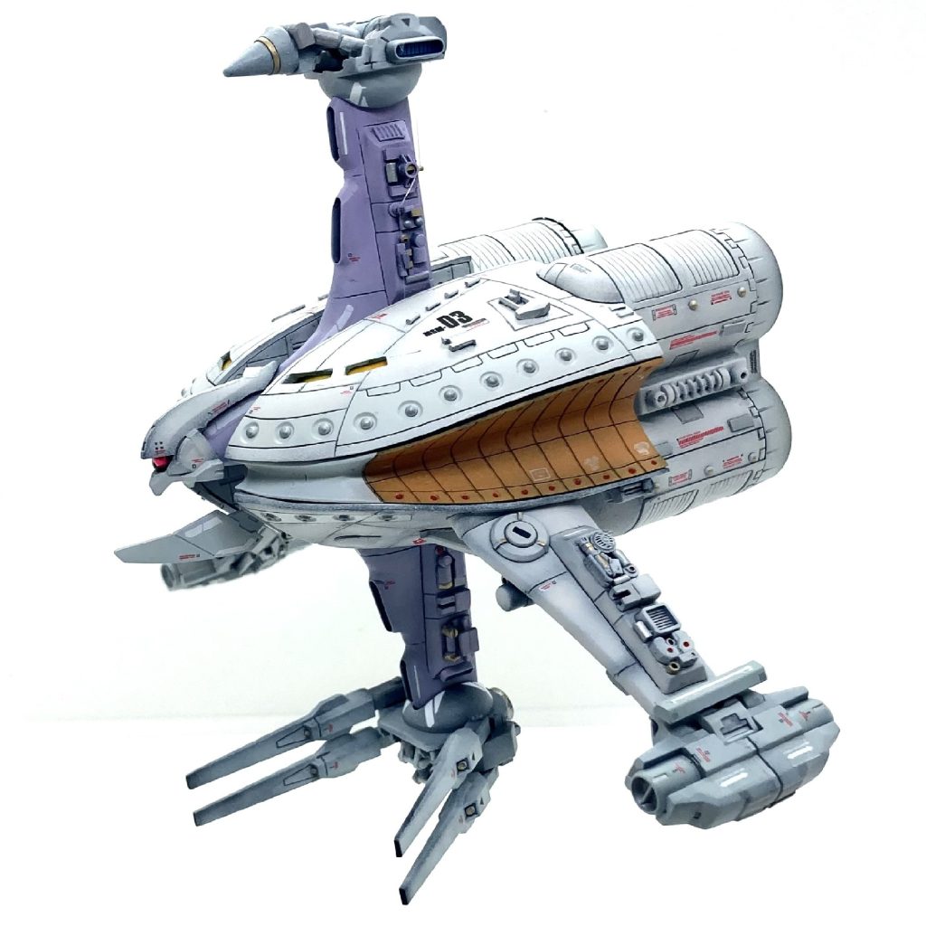 僕だけかもしれませんが、旧キットはパーツの嚙み合わせが繊細で、少しでもズレると隙間だらけになり近くで眺めると粗が目立っちゃいました。