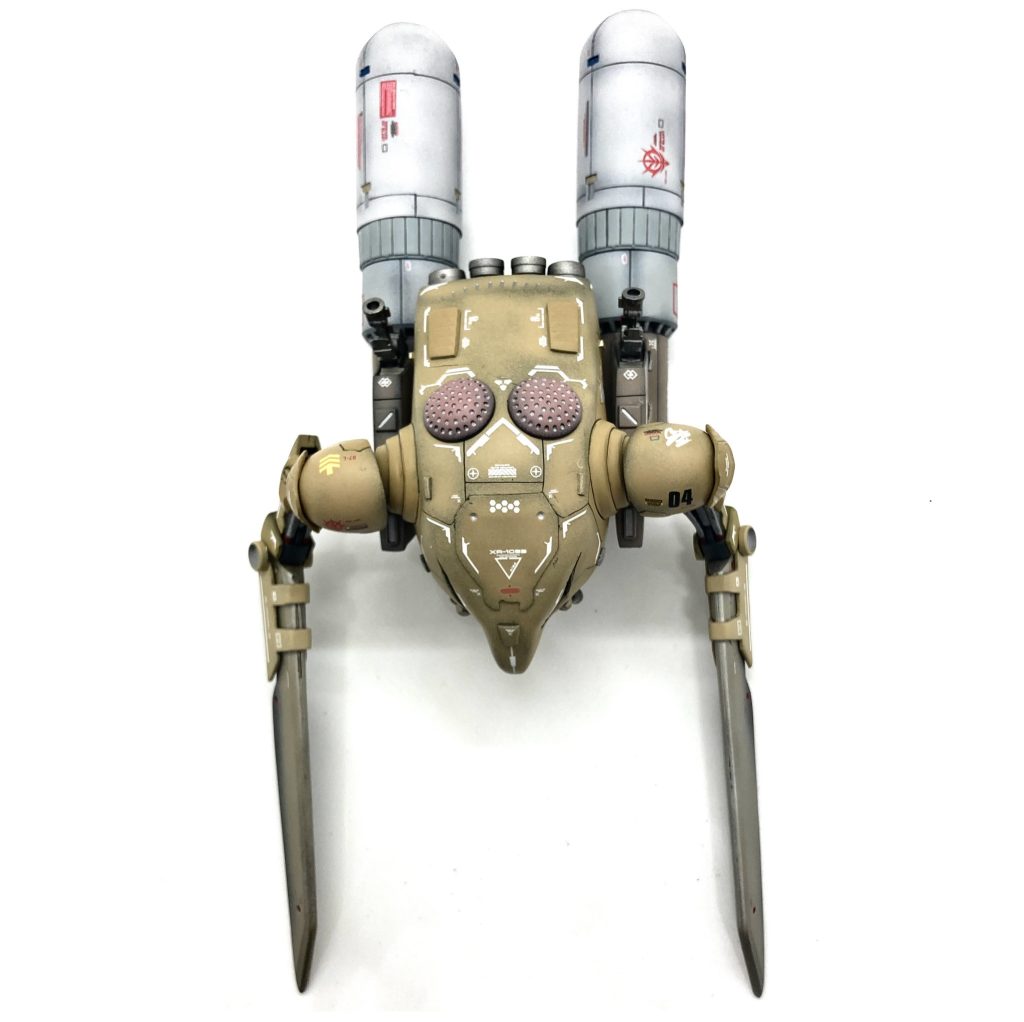 ずんぐりむっくりなバランスをプロペラントタンクでボリューム出しました。