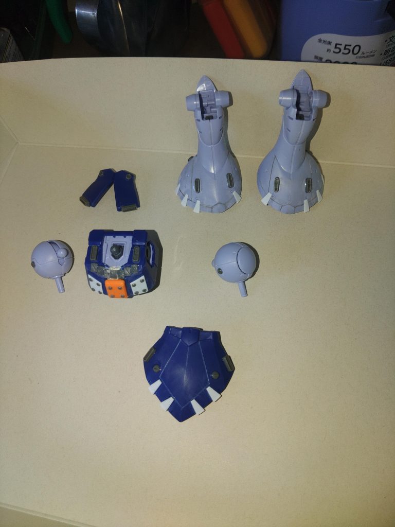 塗装前です、盛ったのはこれだけで、他はそのままでした、ご覧頂きありがとうございます。