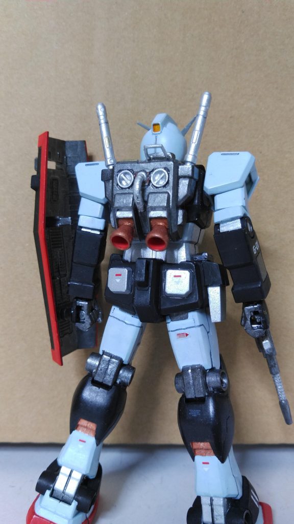 背部などは情報不足な為、あまり手を入れられませんでした。かなりアバウトな処理で恥ずかしいです。今なら最新HGを使って作るのもアリですね。